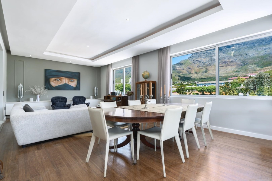 3 Bedroom Property for Sale in Oranjezicht Western Cape